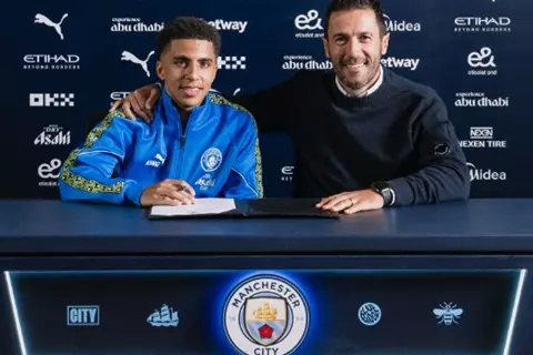 ريكو لويس بعد عقده الجديد: مانشستر سيتي يمثل كل شيء في حياتي